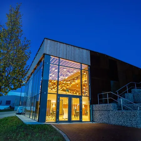 Oekohotel Aus Holz Alea Eco 4*