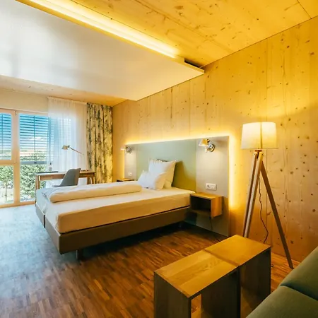 호텔 Oekohotel Aus Holz Alea Eco