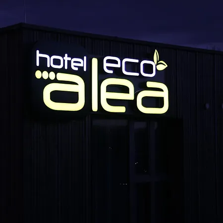 Oekohotel Aus Holz Alea Eco فندق بفافنهوفن أن در إلم