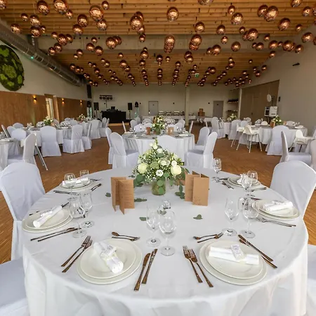 Oekohotel Aus Holz Alea Eco 4*