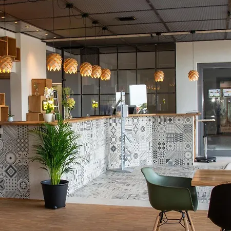 Oekohotel Aus Holz Alea Eco 4* Pfaffenhofen an der Ilm