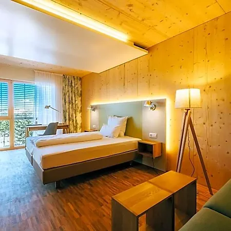 Oekohotel Aus Holz Alea Eco 4*
