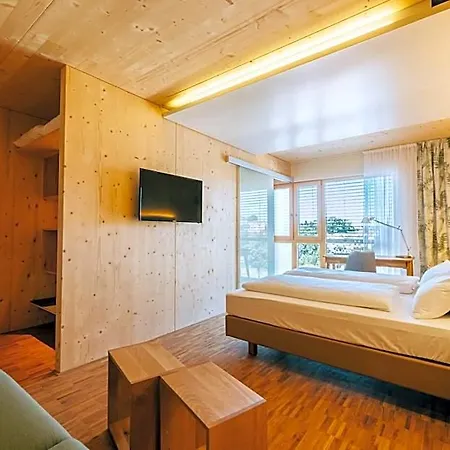 Oekohotel Aus Holz Alea Eco Hotel